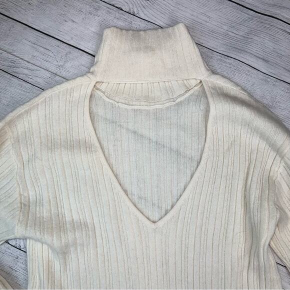 Naadam NWT Cashmere Blend Ribbed Open Back Turtleneck Sweater Ivory Size Medium - Picture 9 of 11